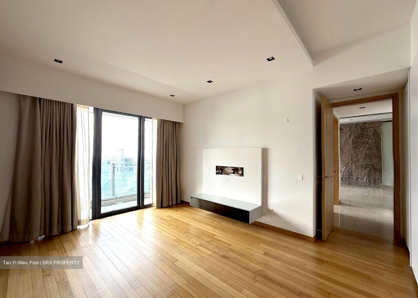 Marina Bay Residences (D1), Condominium #525580841